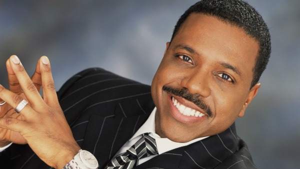 Creflo Dollar