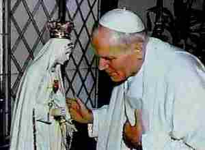 Pope with Mary statue