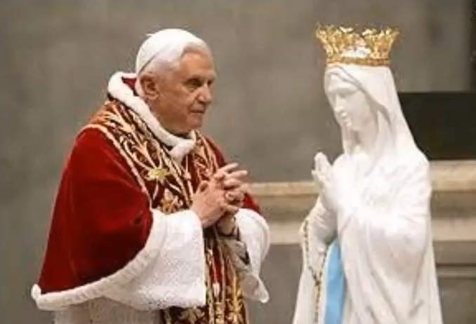 Pope Benedict XVI Roman Catholic Beliefs